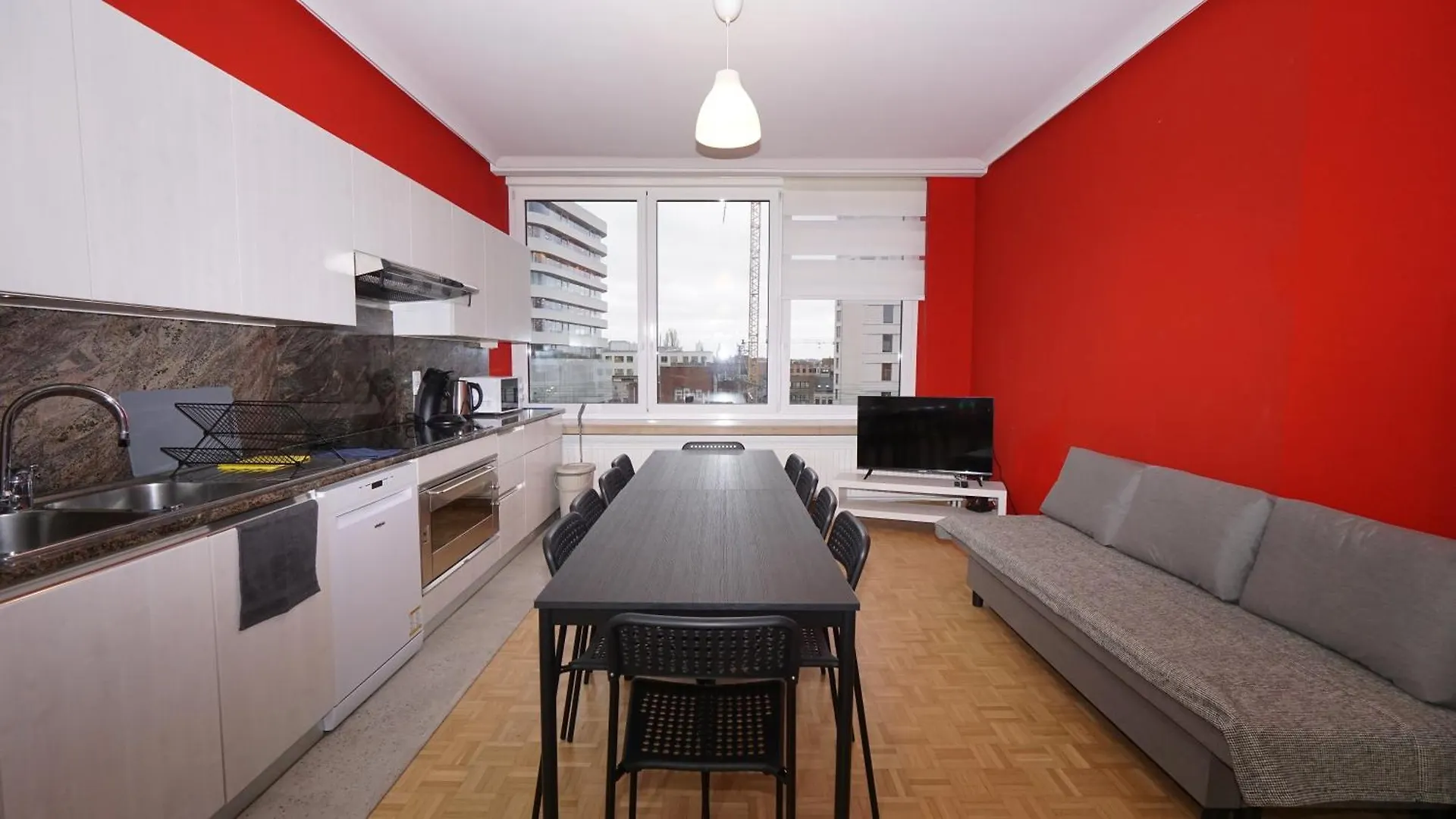 Simon Apartment Amberes