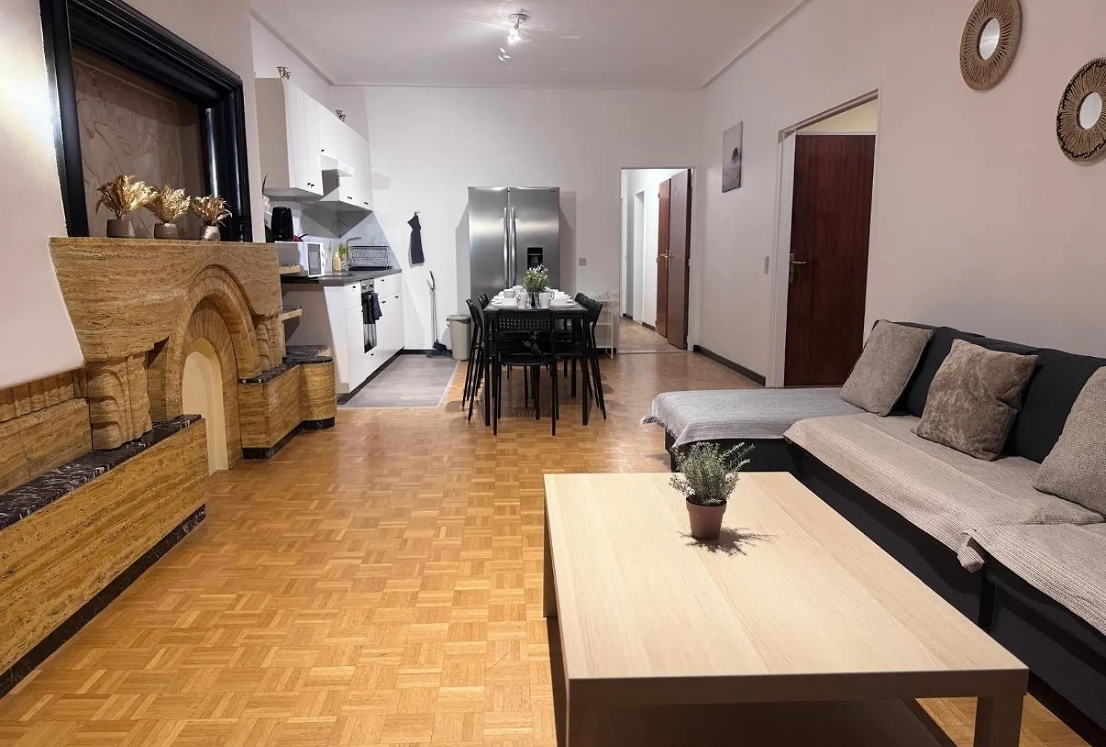Simon Apartment Amberes